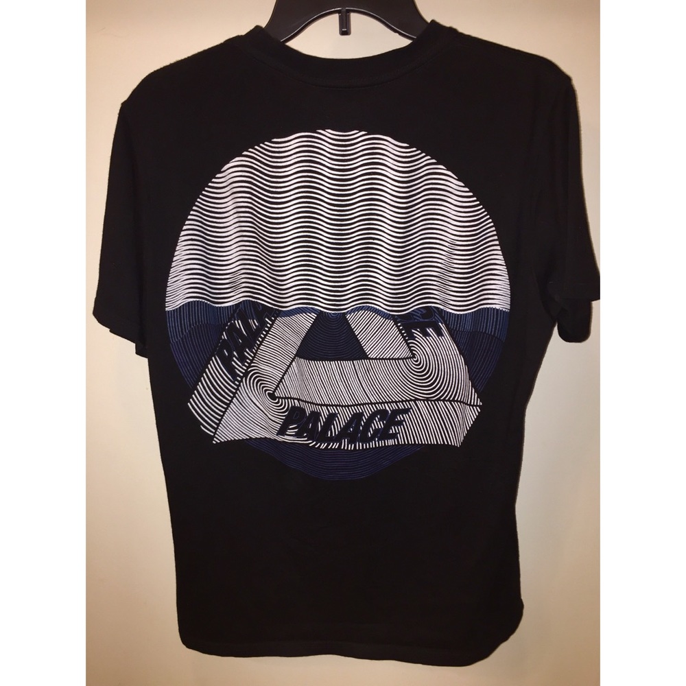 Palace t shirt